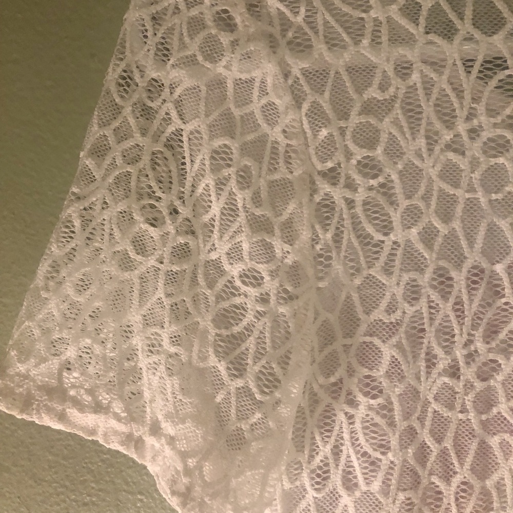 #35 L’Amour Nanette Lepore Short Sleeve Graphic Lace - Picture 6 of 6